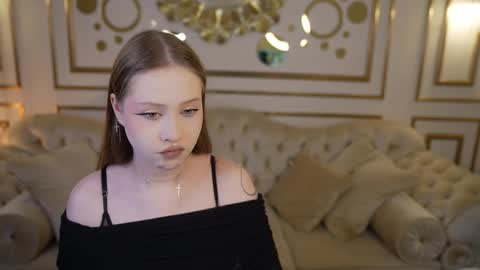 Amelia online show from September 17, 2:31 pm