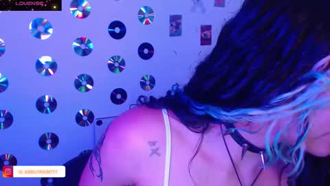 Abril online show from November 7, 5:26 pm