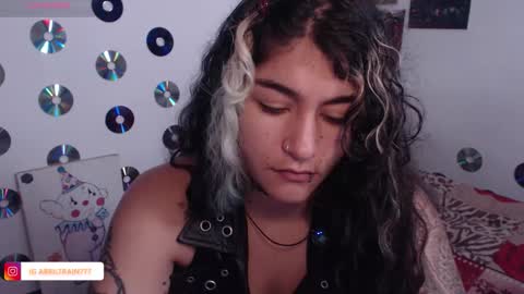 Abril online show from October 14, 4:32 pm