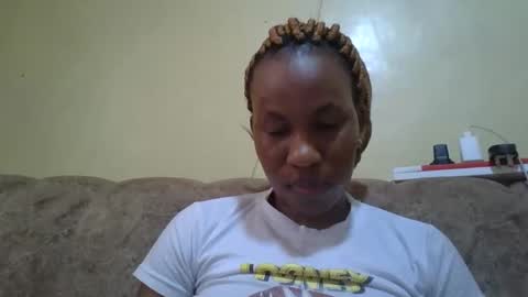 sweetdiva2012 online show from October 7, 10:33 am