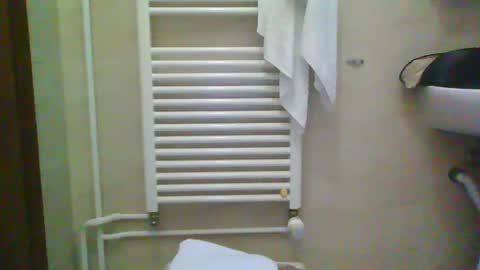 Snapshot of sweetdyzy chatting on February 17, 5:36 am Sweet Dyzy online show from February 17, 5:36 am