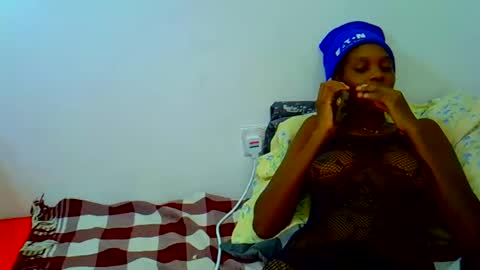 sweetebony123 online show from October 12, 9:05 pm