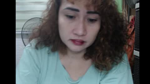 Snapshot of sweetgemini23 chatting on October 26, 5:34 pm Jean online show from October 26, 5:34 pm