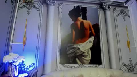 MIA  online show from October 31, 8:48 am