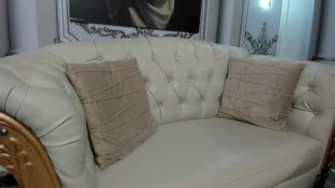 MIA  online show from October 15, 8:04 am