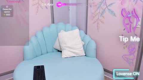 Snapshot of sweetgirl4u_ chatting on February 9, 10:31 am MIA online show from February 9, 10:31 am