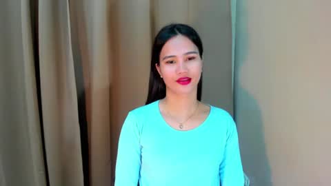 Snapshot of sweetgirl_latina143 chatting on September 16, 6:38 am sweetgirl_latina143 online show from September 16, 6:38 am