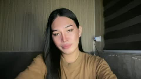 sweetgirl_rhainexxx online show from July 29, 6:52 pm