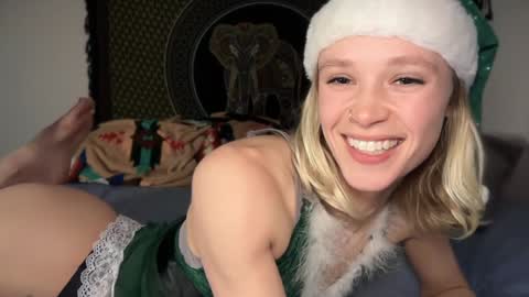 sweetgracee online show from December 20, 10:05 am