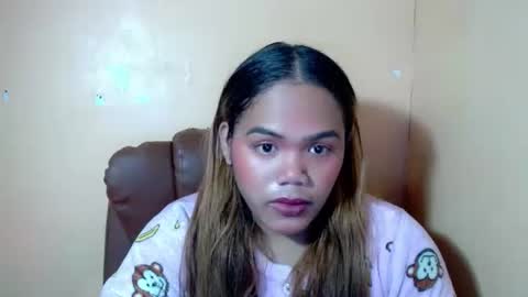 Snapshot of sweethot_bella chatting on September 12, 6:10 pm Bella online show from September 12, 6:10 pm