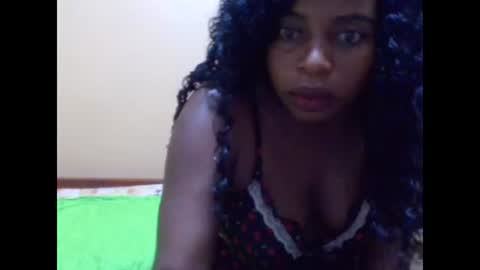 Snapshot of sweetib1 chatting on January 12, 3:49 am sweetib1 online show from January 12, 3:49 am