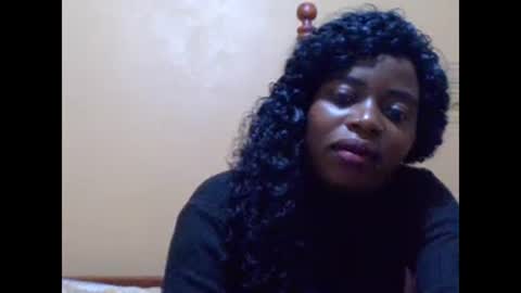 Snapshot of sweetib1 chatting on December 27, 5:20 am sweetib1 online show from December 27, 5:20 am