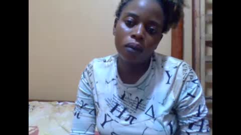 Snapshot of sweetib1 chatting on February 16, 12:32 pm sweetib1 online show from February 16, 12:32 pm
