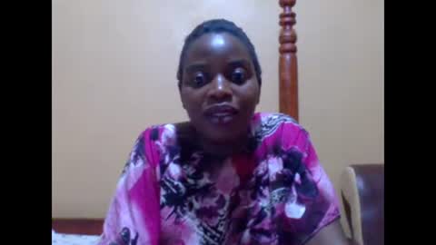 Snapshot of sweetib1 chatting on December 18, 5:37 am sweetib1 online show from December 18, 5:37 am