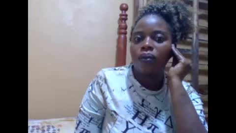 Snapshot of sweetib1 chatting on February 16, 4:42 am sweetib1 online show from February 16, 4:42 am