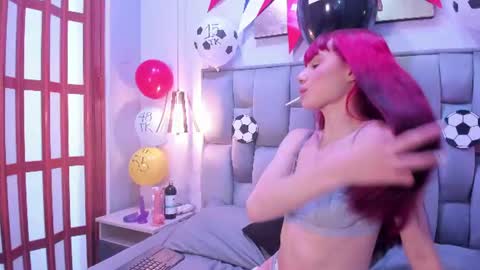 sweetie_aly online show from June 23, 1:17 pm