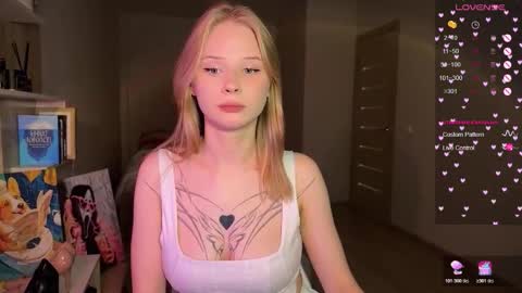 sweetie Lisa3 online show from November 13, 2:53 pm