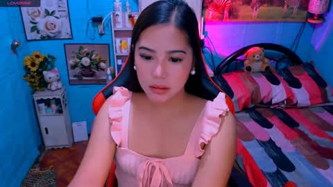 Nicole online show from February 26, 6:59 pm