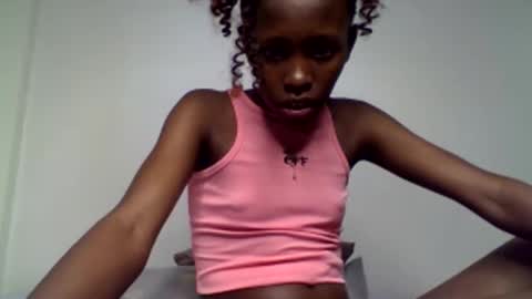 sweetkola online show from October 18, 1:15 pm