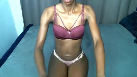 sweetlilly2540 online show from October 30, 7:25 pm