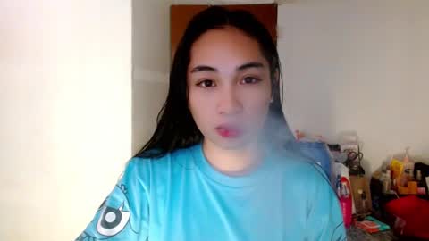 Snapshot of sweetlilly_18 chatting on January 26, 10:34 am Lilly online show from January 26, 10:34 am