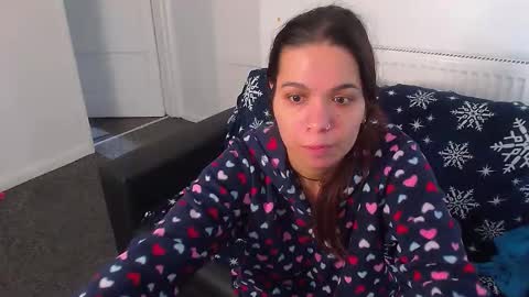 Snapshot of sweetlitlepussy chatting on September 10, 8:26 am Elena online show from September 10, 8:26 am