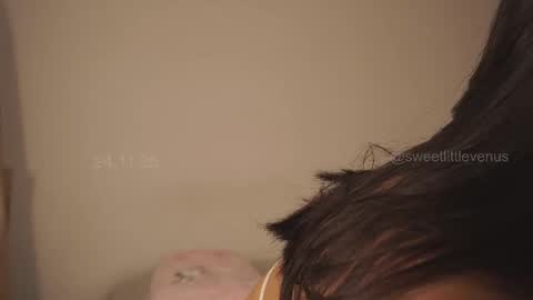 Venus online show from November 24, 9:35 pm