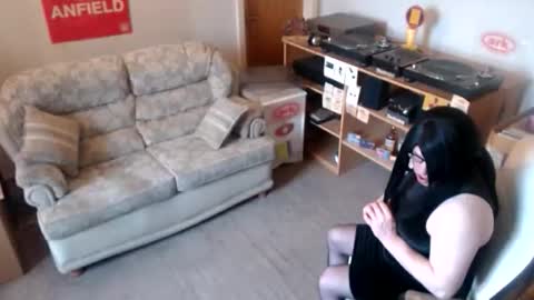 sweetlouise69 online show from February 27, 9:35 am