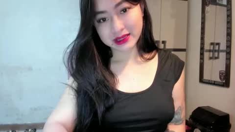 Zoe online show from December 8, 4:07 pm