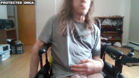 Snapshot of sweetman4u75 chatting on February 15, 7:06 pm Sweet Man online show from February 15, 7:06 pm