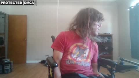Snapshot of sweetman4u75 chatting on December 5, 6:39 pm Sweet Man online show from December 5, 6:39 pm