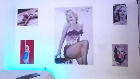 Snapshot of sweetmia_25 chatting on March 6, 4:07 pm MIA online show from March 6, 4:07 pm