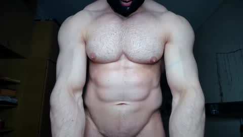 Snapshot of sweetmuscles_boy chatting on February 27, 5:37 pm Lorenzo online show from February 27, 5:37 pm