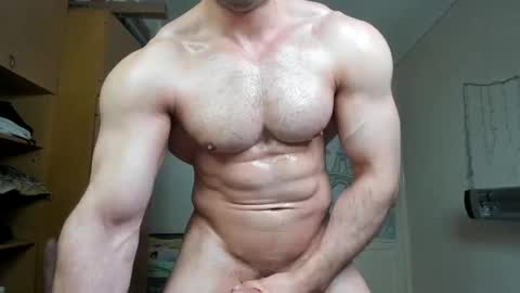 Snapshot of sweetmuscles_boy chatting on September 14, 6:15 am Lorenzo online show from September 14, 6:15 am