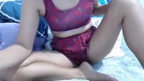 Snapshot of sweetness002 chatting on February 15, 4:23 pm NESS online show from February 15, 4:23 pm