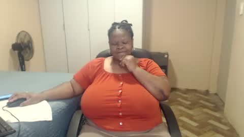 sweetnoziexxx online show from May 15, 7:06 am