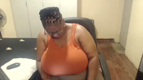 sweetnoziexxx online show from March 4, 8:46 am