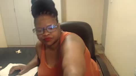 sweetnoziexxx online show from February 27, 5:40 am