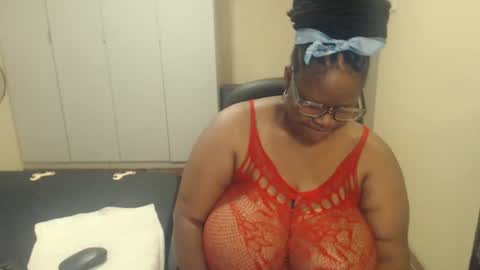 sweetnoziexxx online show from February 14, 9:24 am