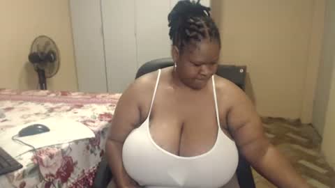 sweetnoziexxx online show from April 17, 6:05 am