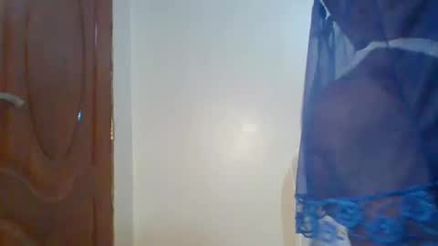 Snapshot of sweetpasion2 chatting on March 3, 11:56 pm sweetpasion2 online show from March 3, 11:56 pm