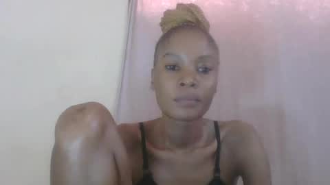 ESTHER online show from July 9, 7:45 am