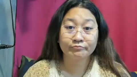 Snapshot of sweetpilipina88 chatting on February 3, 12:25 pm MIA online show from February 3, 12:25 pm