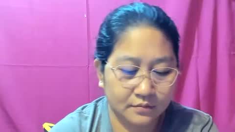 Snapshot of sweetpilipina88 chatting on January 17, 6:57 am MIA online show from January 17, 6:57 am