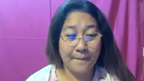 Snapshot of sweetpilipina88 chatting on January 19, 6:53 am MIA online show from January 19, 6:53 am