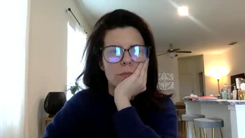 sweetriddance online show from February 3, 8:13 pm