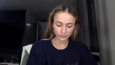 sweetsatalana online show from May 31, 8:10 pm