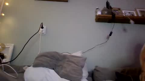 sweetsinz_ online show from October 11, 8:56 pm