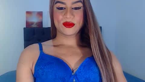 Snapshot of sweetsofiats chatting on September 18, 6:34 pm SOFIA online show from September 18, 6:34 pm