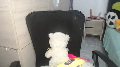 sweett_candy1 online show from November 12, 2:25 am